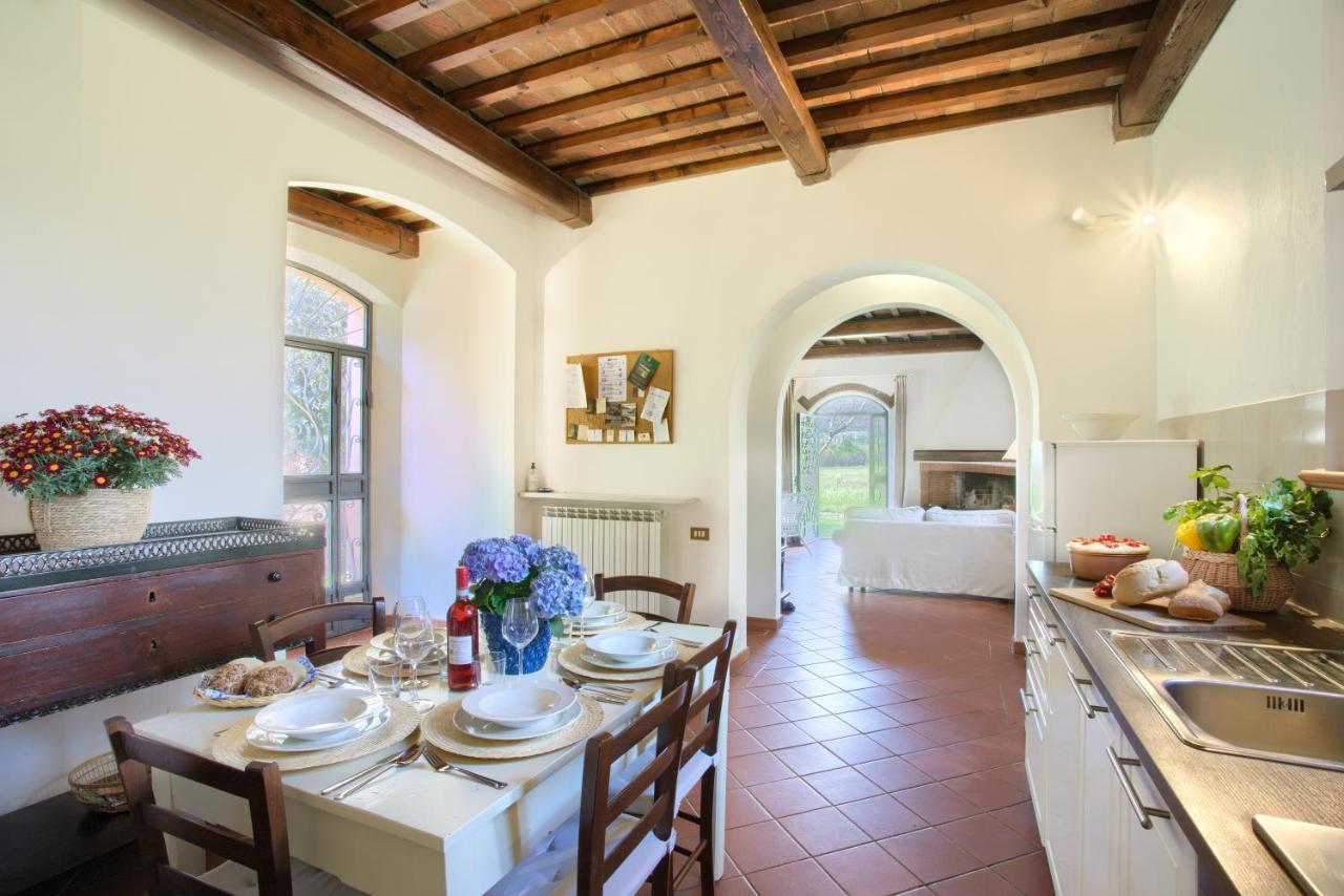 Agriturismo Villa Rosselmini Кальчи Экстерьер фото