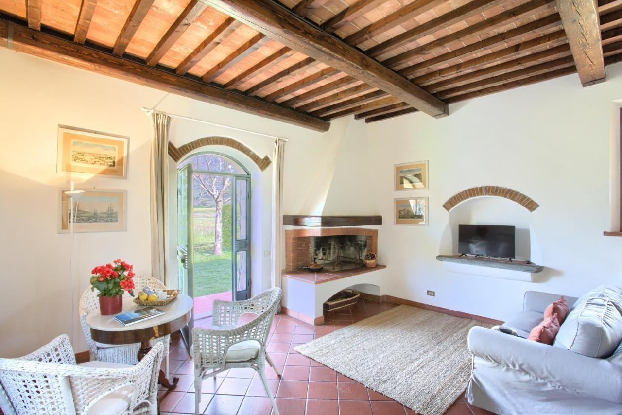 Agriturismo Villa Rosselmini Кальчи Экстерьер фото