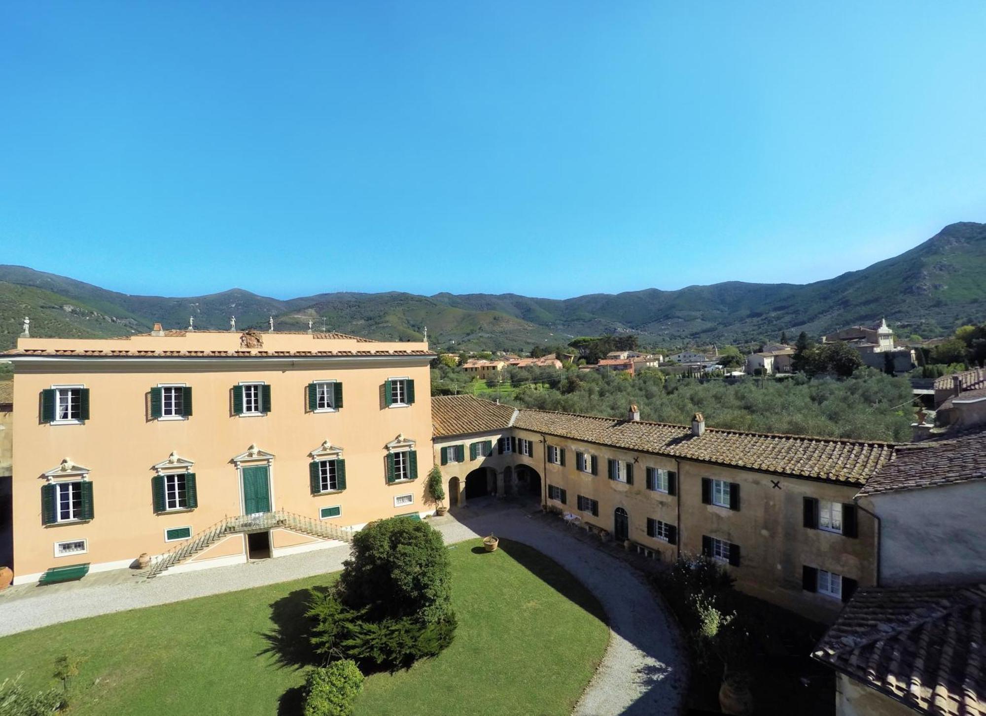 Agriturismo Villa Rosselmini Кальчи Экстерьер фото