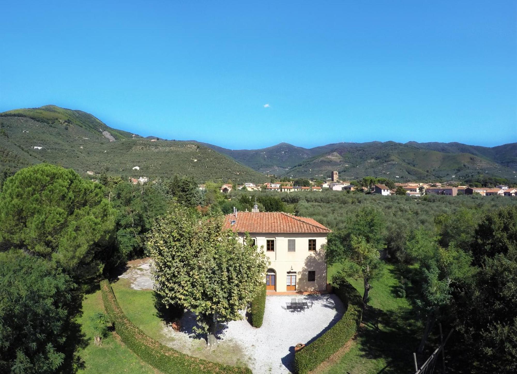 Agriturismo Villa Rosselmini Кальчи Экстерьер фото